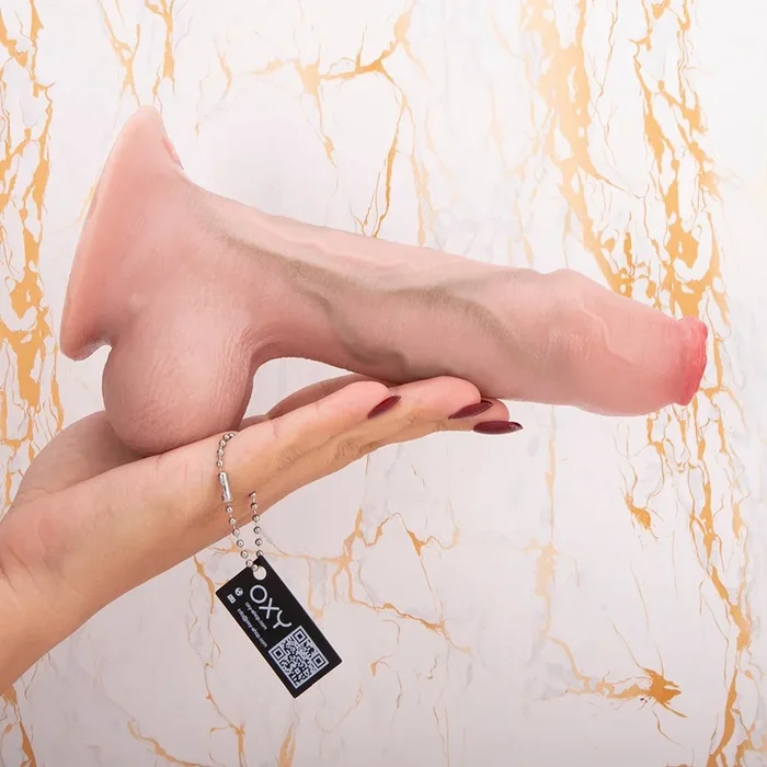 “The Skin Deep” – Realistic Dildo