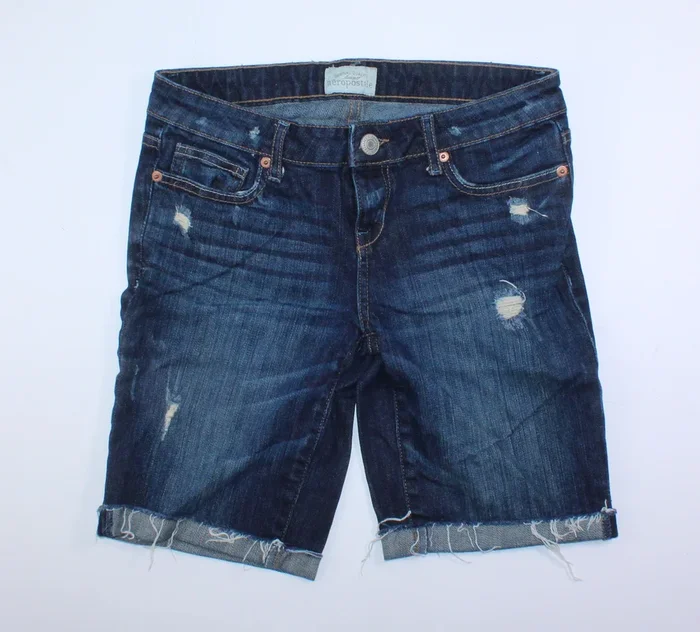 AEROPOSTALE JEAN SHORTS LADIES 1/2 PRE-LOVED