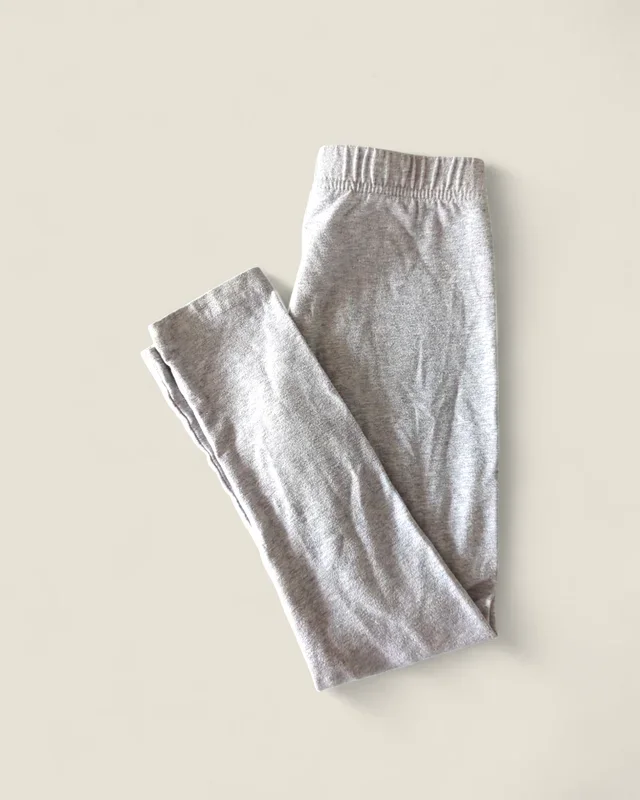 CARTERS GREY LEGGINGS 7Y PRE-LOVED