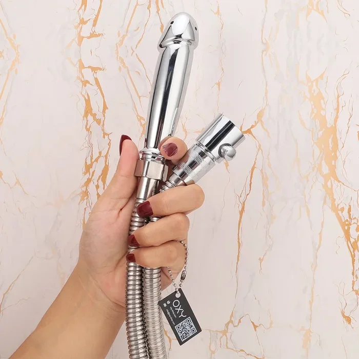 Doucheklysmasysteem met pijpen