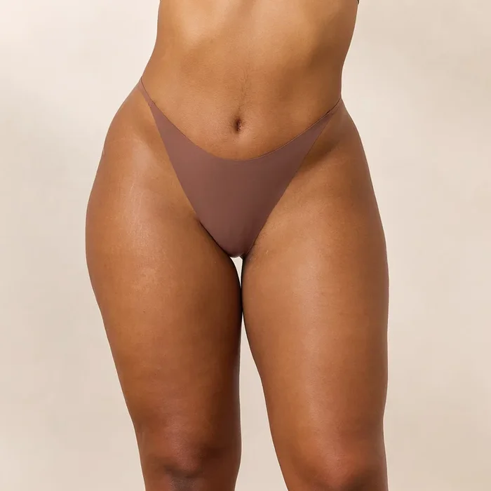 Everyday Flex G-String – Nutmeg