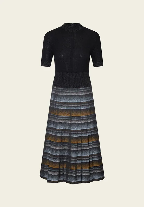 High-neck Wool Knit Ombré Dress