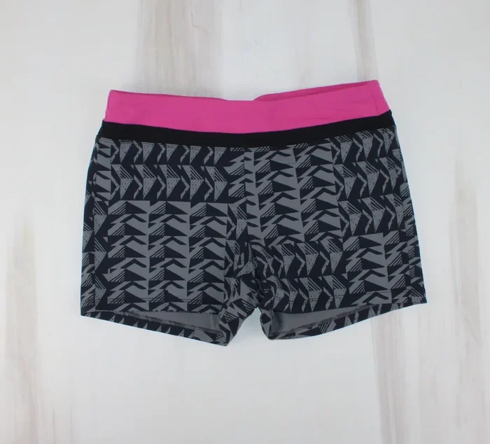 JOE FRESH ACTIVEWEAR SHORTS LADIES MEDIUM PRE-LOVED