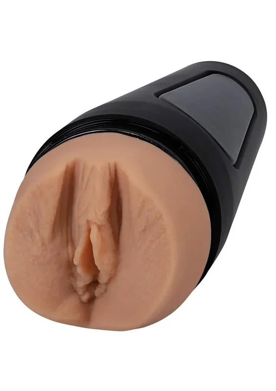 Main Squeeze Kenna James Ultraskyn Masturbator – Pussy