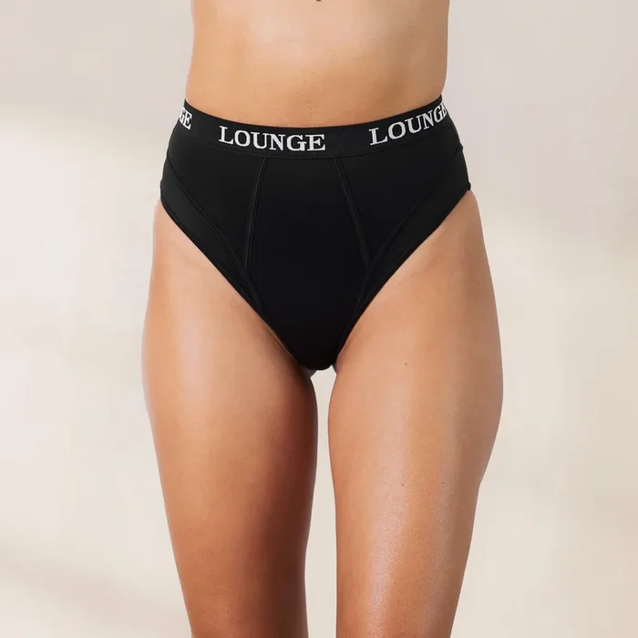 Nurture Briefs – Black