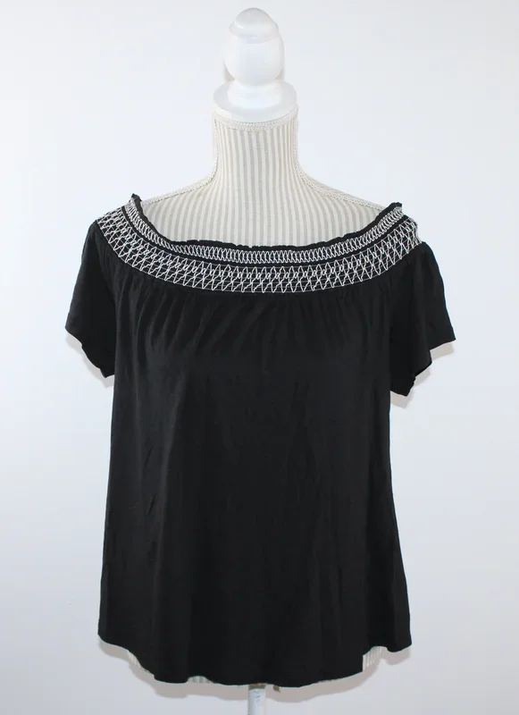 OLD NAVY BLACK BOAT NECK SHIRT LADIES MEDIUM PRE-LOVED