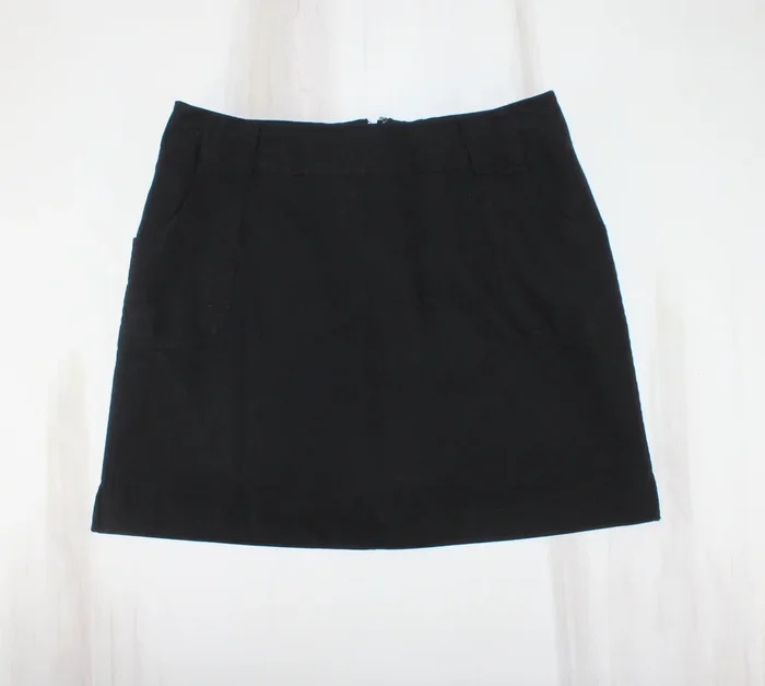 REITMANS BLACK SKIRT WITH POCKETS LADIES SIZE 7 PRE-LOVED