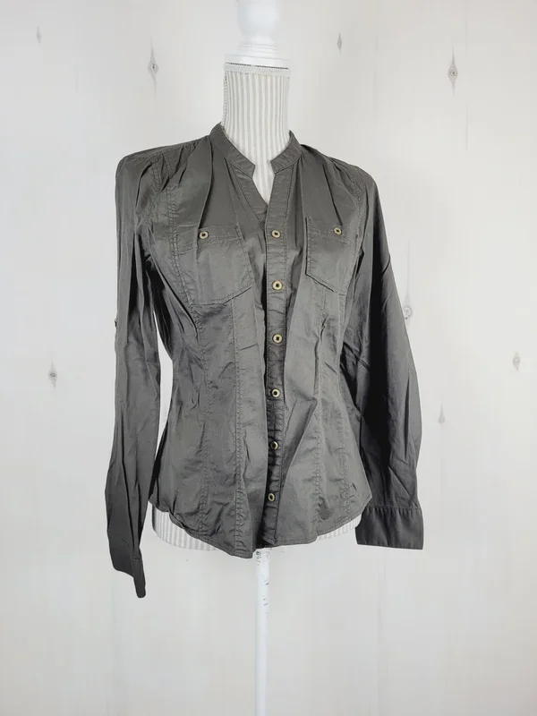 REITMANS MOSS GREEN BUTTON UP TOP LADIES MEDIUM PRE-LOVED