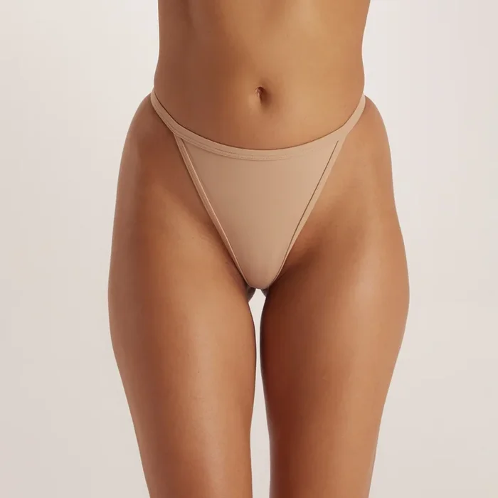 Sculpt G-string – Honey