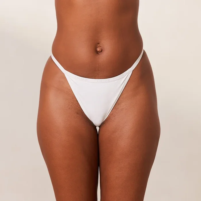 Smooth Thong – White