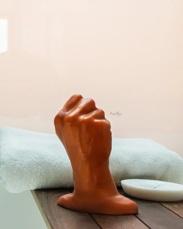 SquarePegToys® Short Fist SuperSoft Silicone Fisting Plug