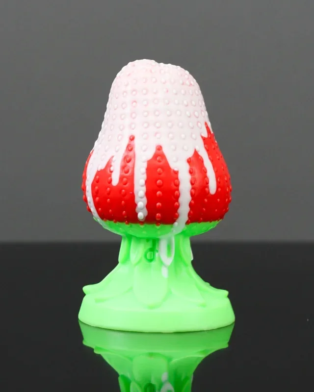 Strawberry Plug – Large, Soft Shaft/Medium Base