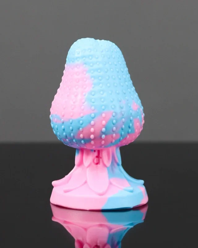 Strawberry Plug – Medium, Medium